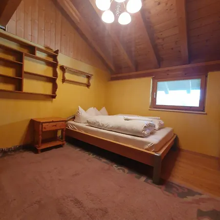 Guest house Sleep & Go - Gartenblickzimmer Mit Gemeinschaftsbad Sonthofen